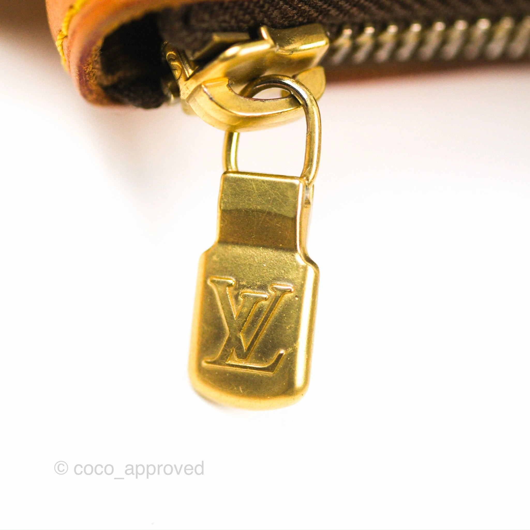 Louis Vuitton Vintage Odeon Shoulder Bag Monogram Canvas MM