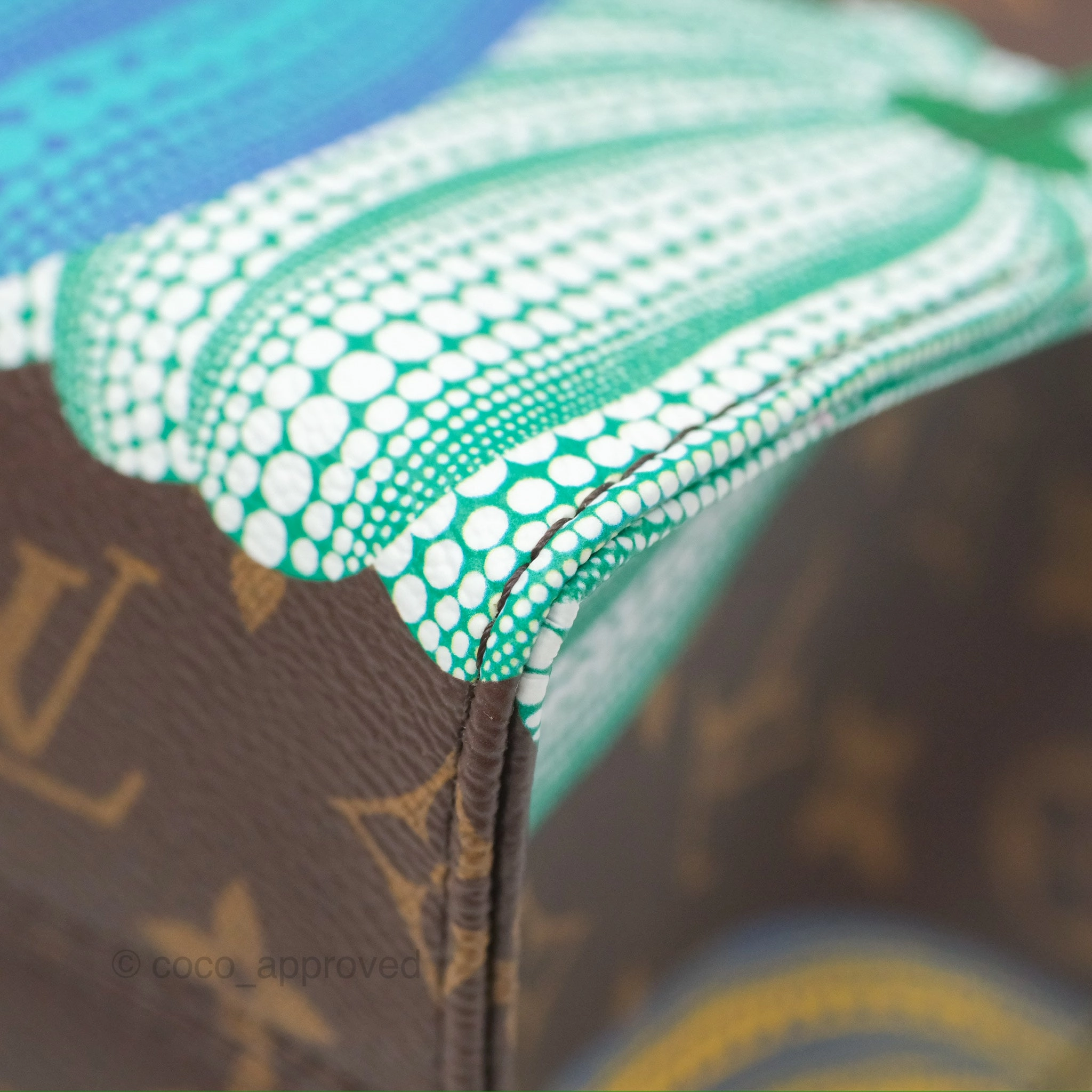 Louis Vuitton x Yayoi Kusama OnTheGo PM Monogram Canvas