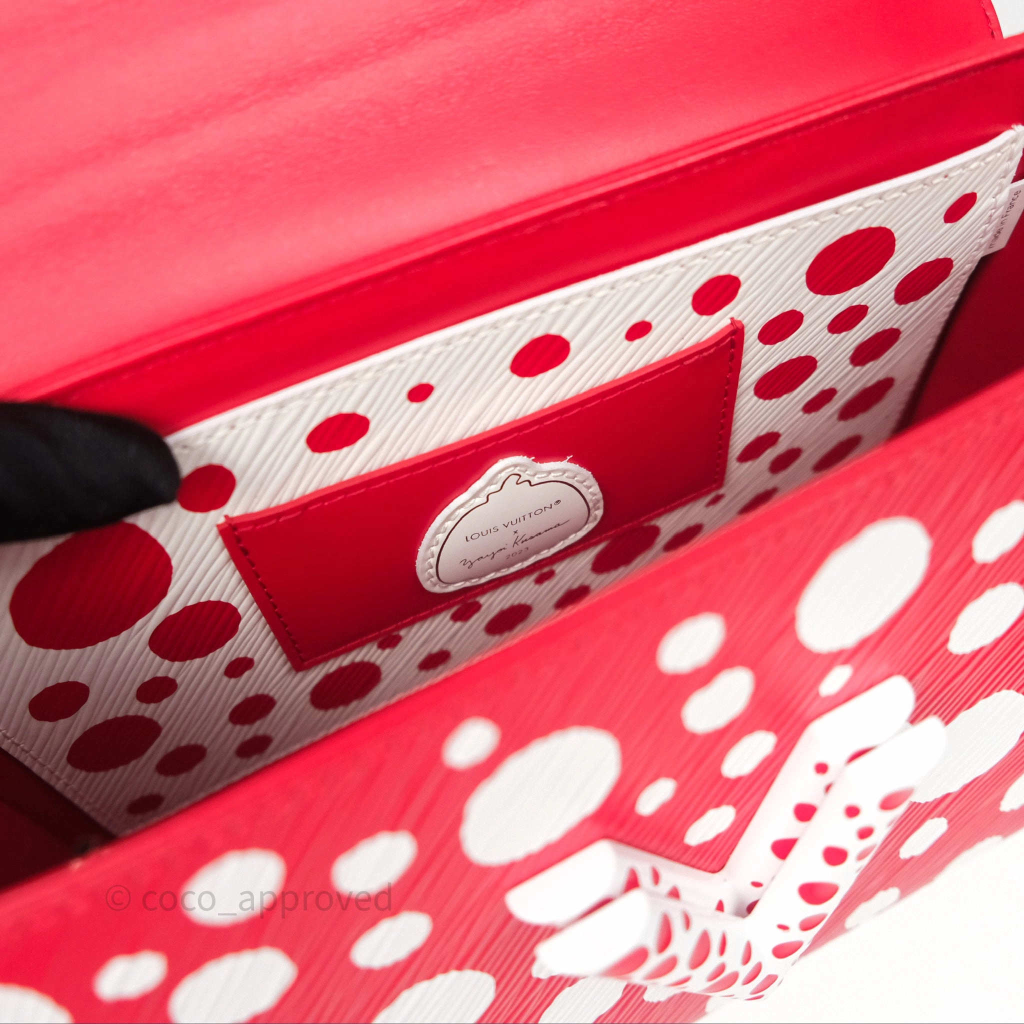 Louis Vuitton x Yayoi Kusama Twist MM Red/ White Epi Silver Hardware