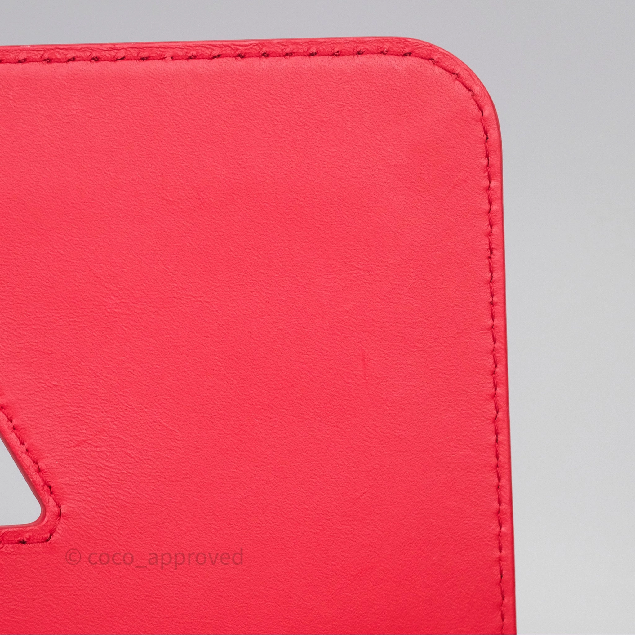 Louis Vuitton x Yayoi Kusama Twist MM Red/ White Epi Silver Hardware