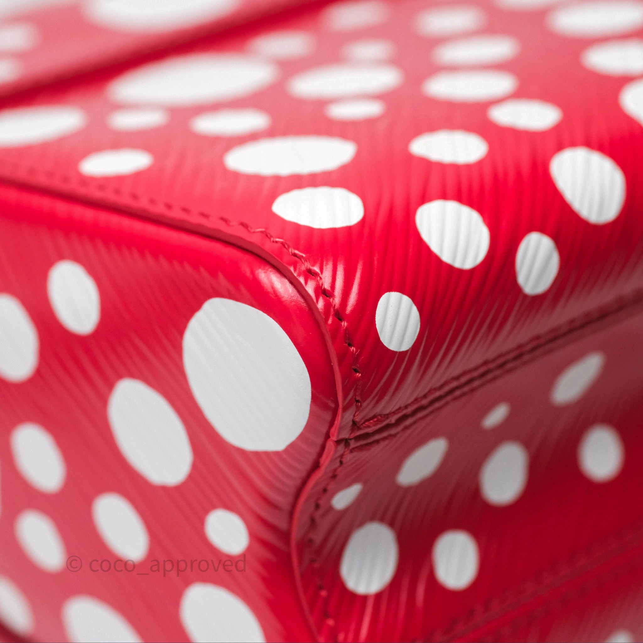 Louis Vuitton x Yayoi Kusama Twist MM Red/ White Epi Silver Hardware