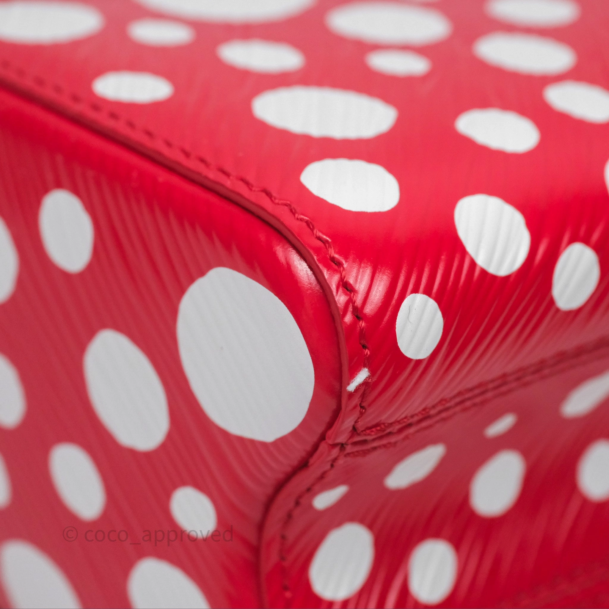 Louis Vuitton x Yayoi Kusama Twist MM Red/ White Epi Silver Hardware