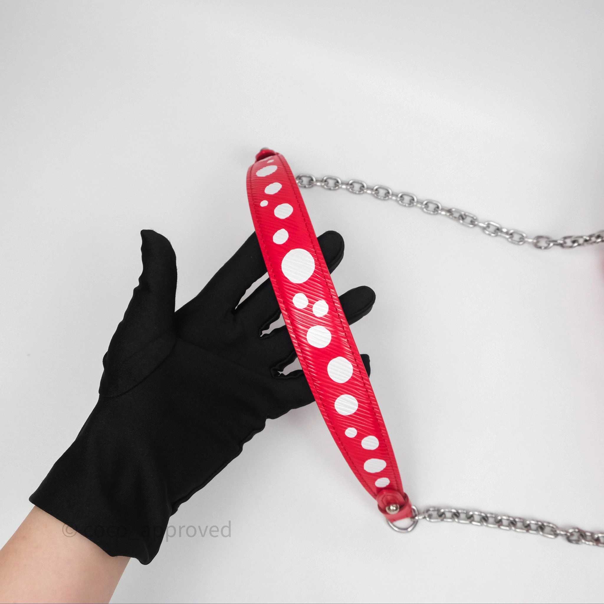 Louis Vuitton x Yayoi Kusama Twist MM Red/ White Epi Silver Hardware