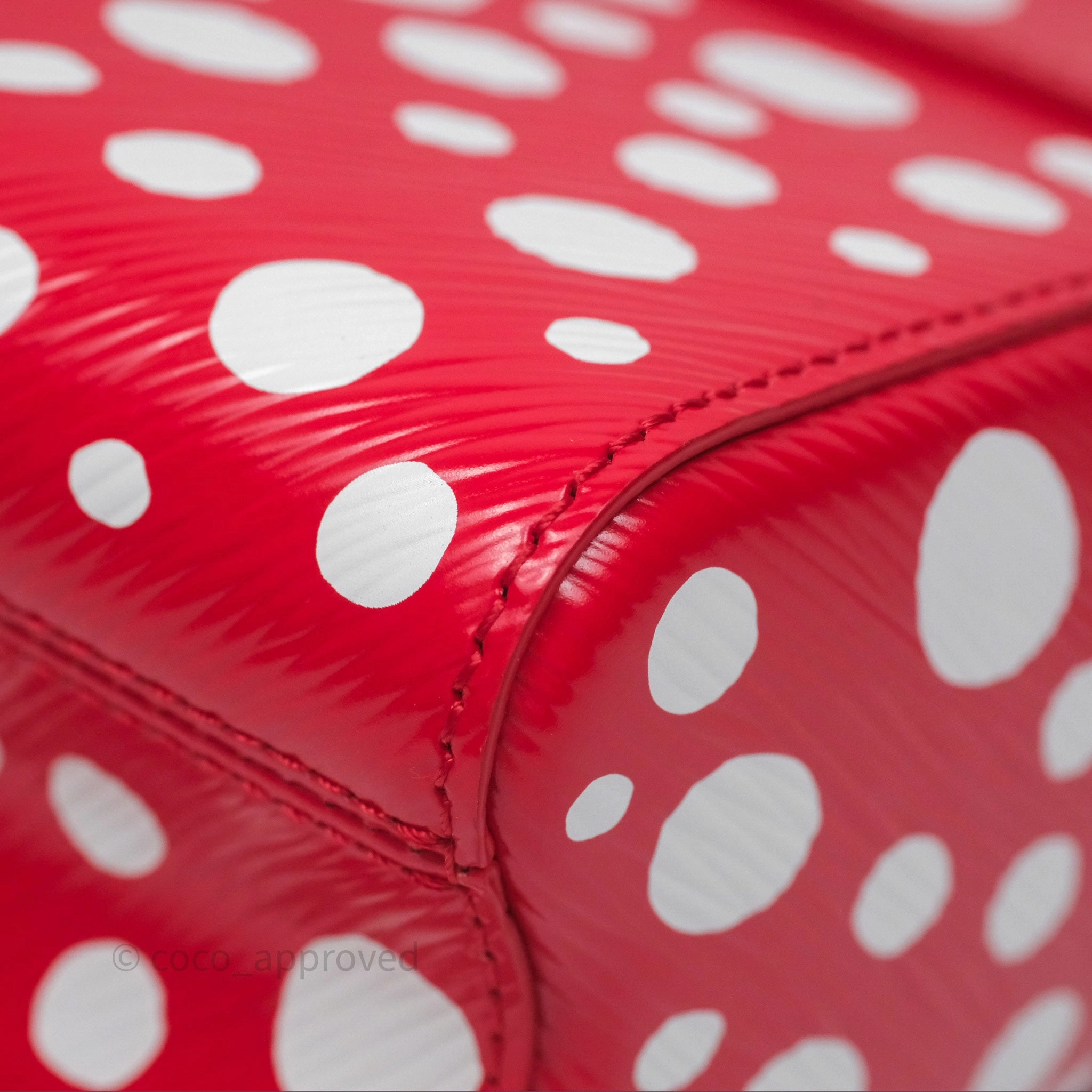 Louis Vuitton x Yayoi Kusama Twist MM Red/ White Epi Silver Hardware