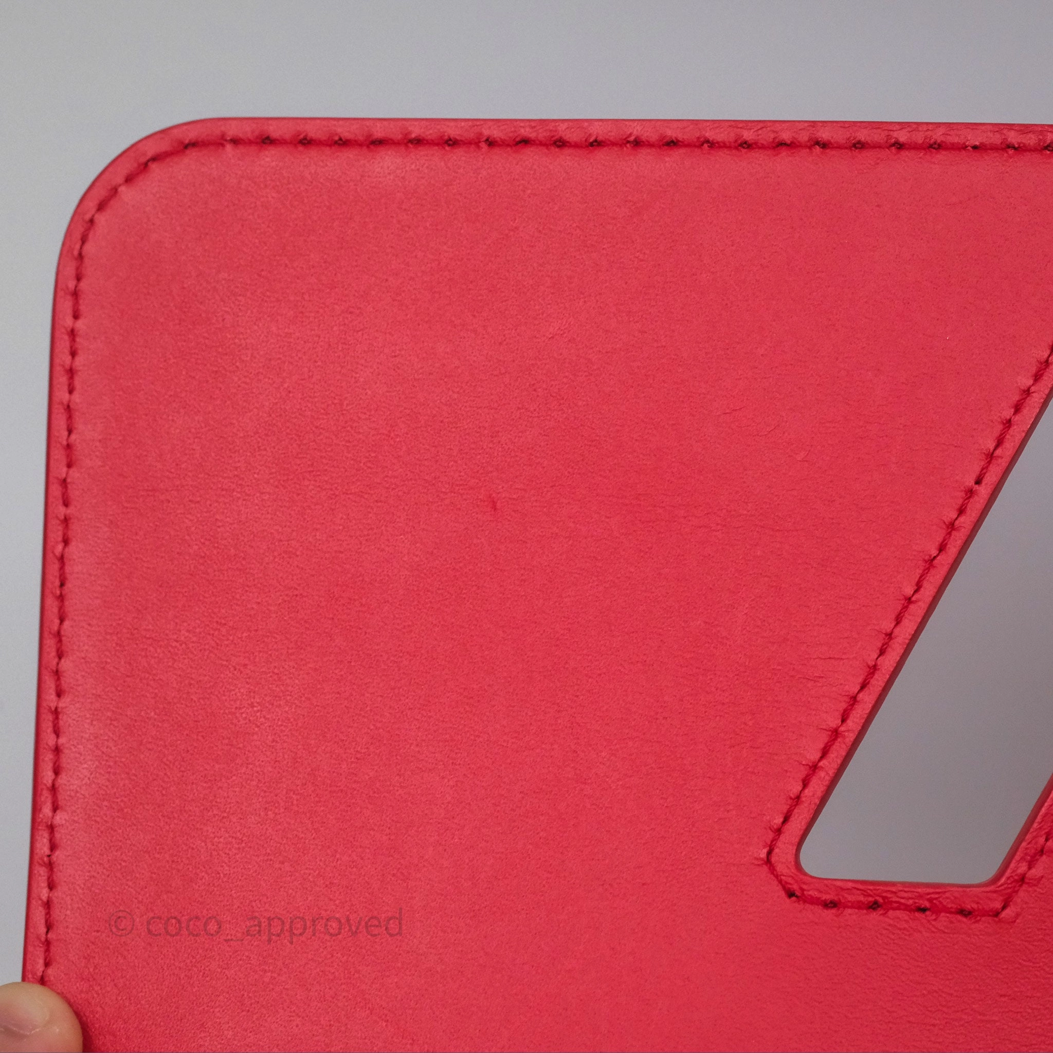 Louis Vuitton x Yayoi Kusama Twist MM Red/ White Epi Silver Hardware